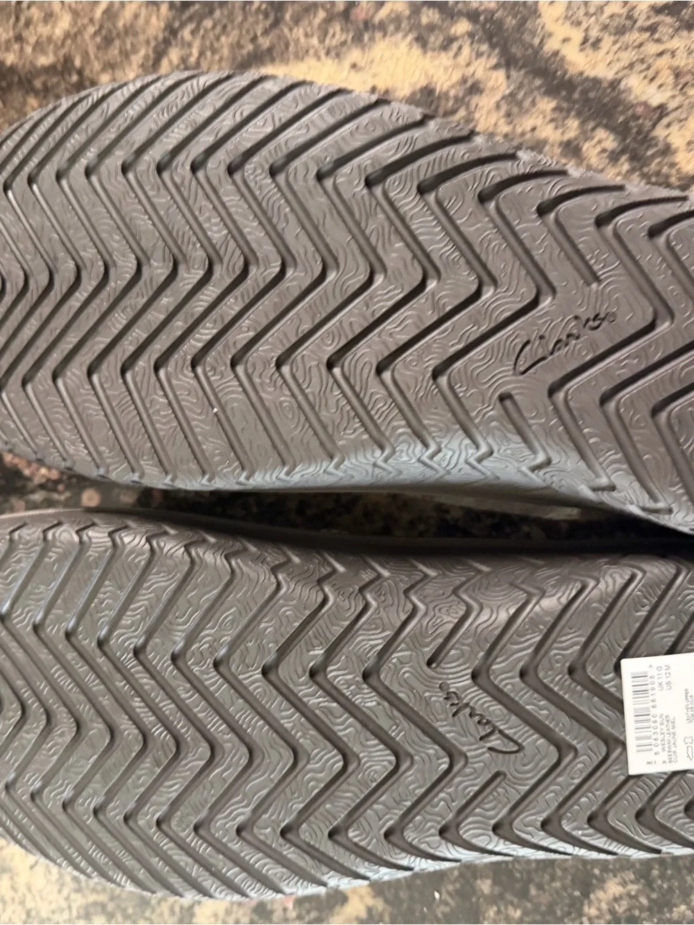 Clarks comfortable thong